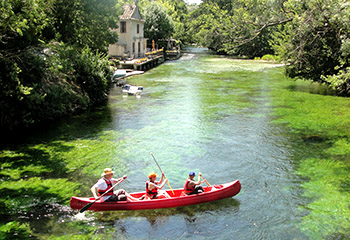 LOUER UN CANOË